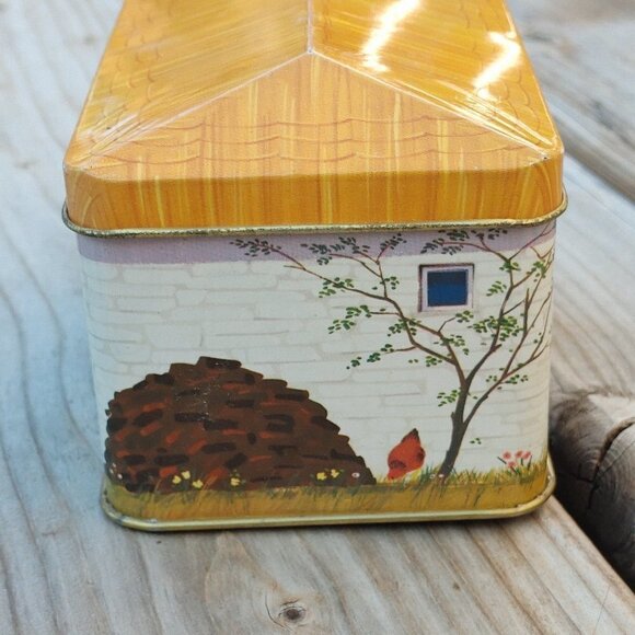 Vintage Carolans Tin House Made In England - Picture 5 of 8